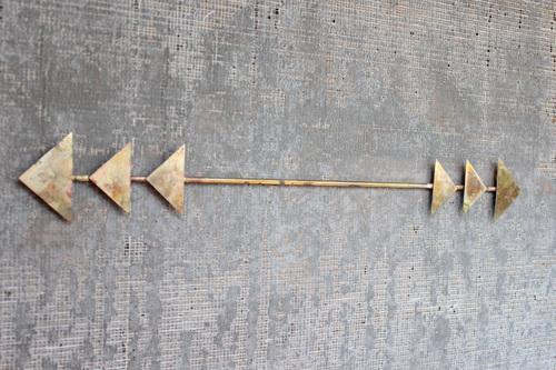 Bright Star and Buffalo - Arrow Form (6 hooks)